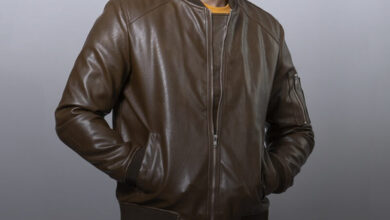 why-should-you-keep-a-leather-bombleatherer-jacleather-bomber-ket?