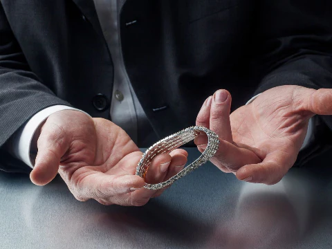 titanium-rings-and-bracelets:-redefining-modern-jewelry-with-strength-and-style